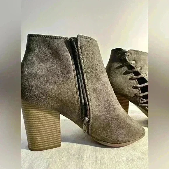 Suede Booties with Lace-up Design - Picture 3 of 9